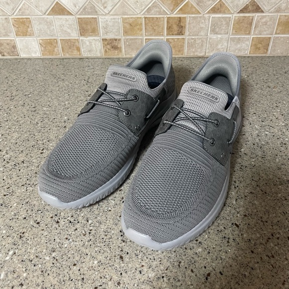 Skechers Men’s Delson 3.0 Gray Hands Free Slip on Sneakers Size 12 - Picture 2 of 11